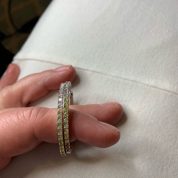 Yellow ombré large hoop earrings NWT in original packaging - Picture 3 of 3